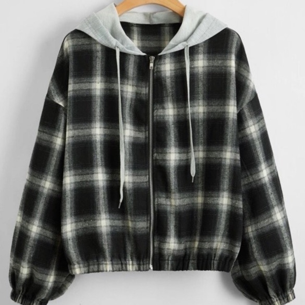 Plaid ZipUp Women’s Size Medium